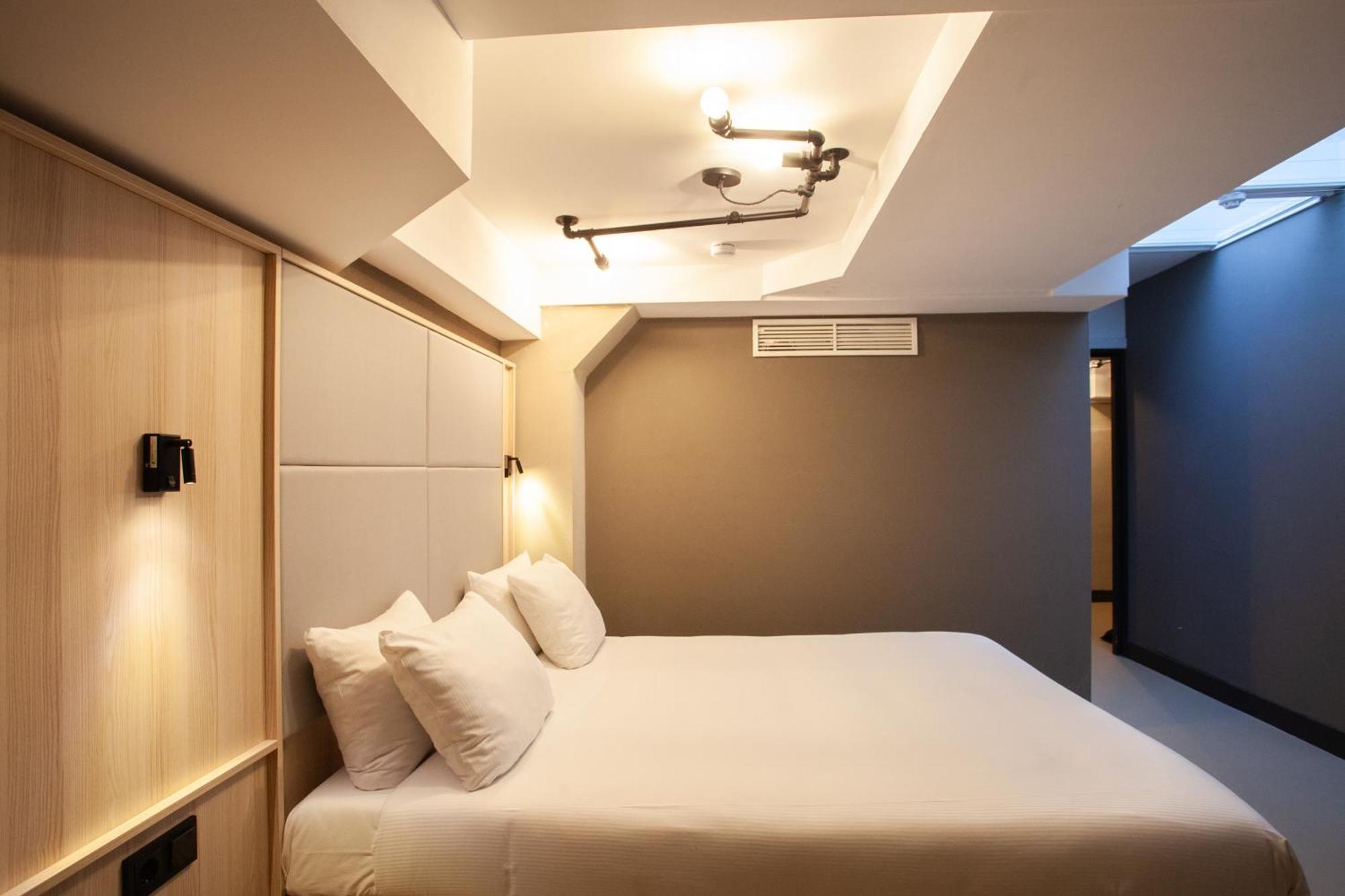 The Alfred Hotel Амстердам Екстериор снимка